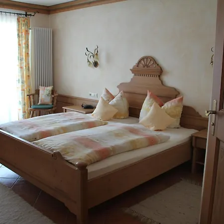Jagdhotel Sudetenhof *